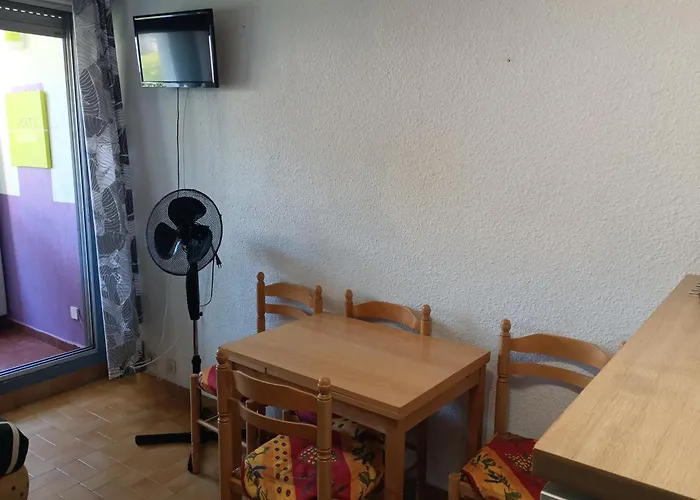 Apartmán Avec Piscine Sur Quai Avec Bateau *